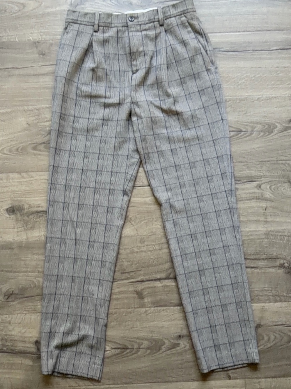 Zara Women's Straight Leg Plaid Pants in Light Gray